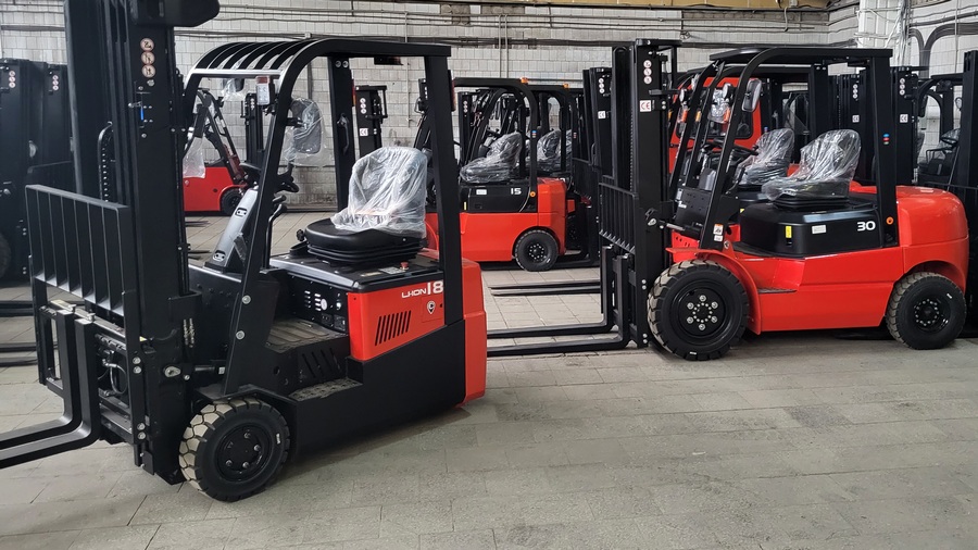 Тест-драйв складской техники на нашем складе в Северске