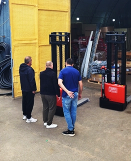 Тест-драйв складской техники на нашем складе в Северске